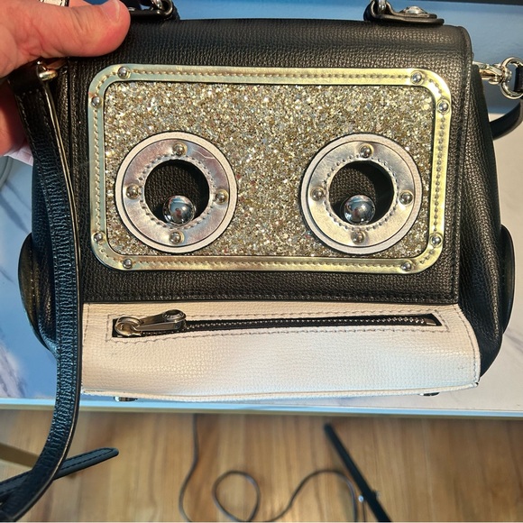 Henri Bendel crossbody fold over Robot Bag - Picture 14 of 14